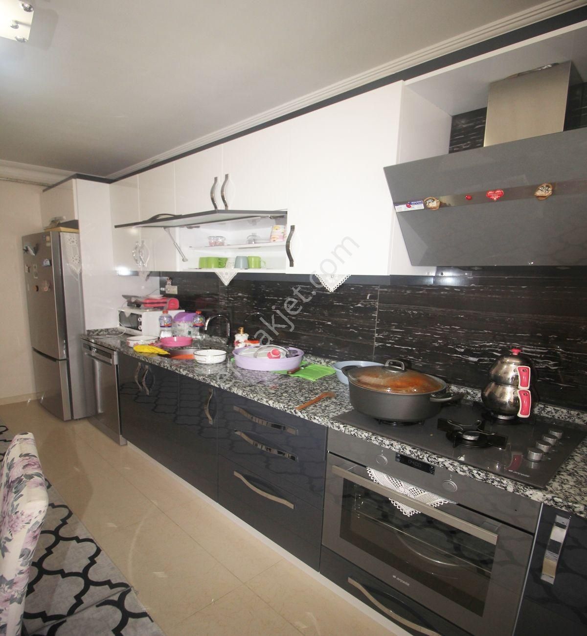 Avcılar Kaymakamlık Caddesinde 4+2 200 M2 Kış Teraslı Dublex - Görsel 25