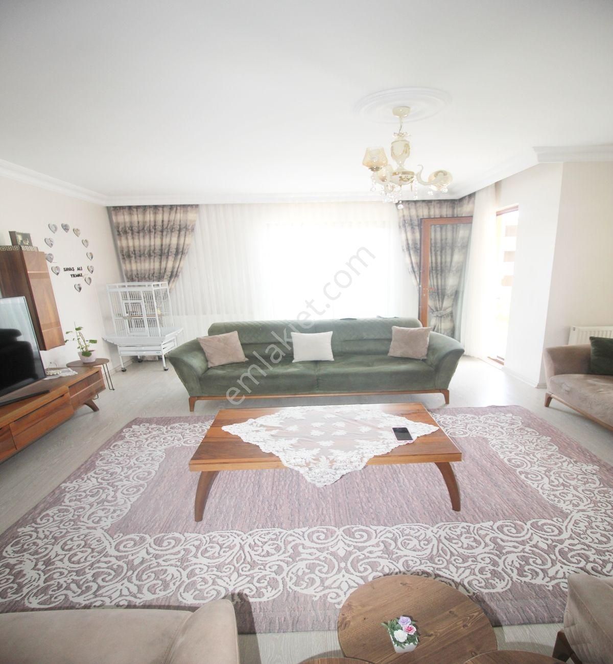 Avcılar Kaymakamlık Caddesinde 4+2 200 M2 Kış Teraslı Dublex - Görsel 32