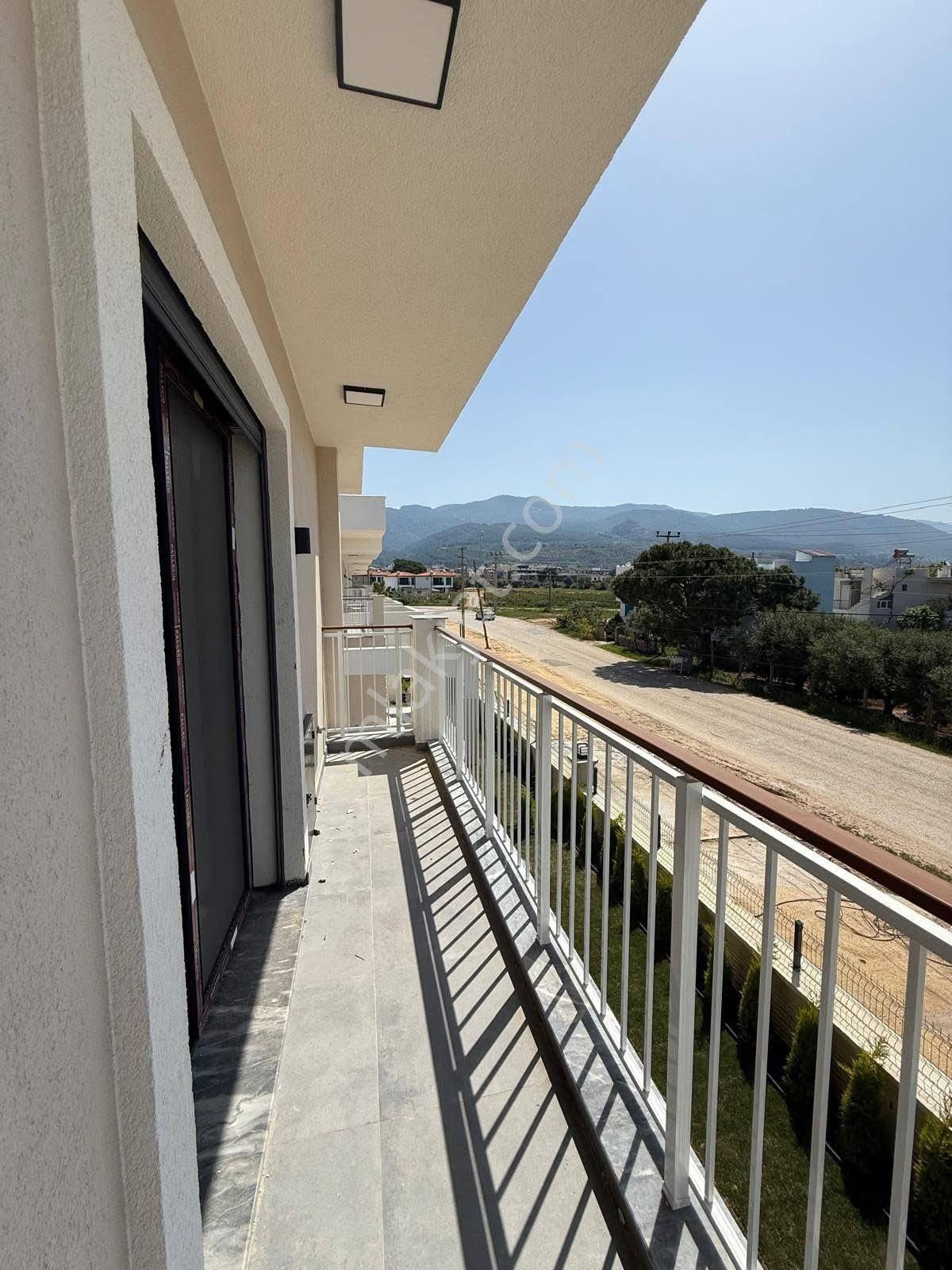 Davutlar Satılık Müstakil Özel Havuzlu 4+1 Villa - Görsel 13