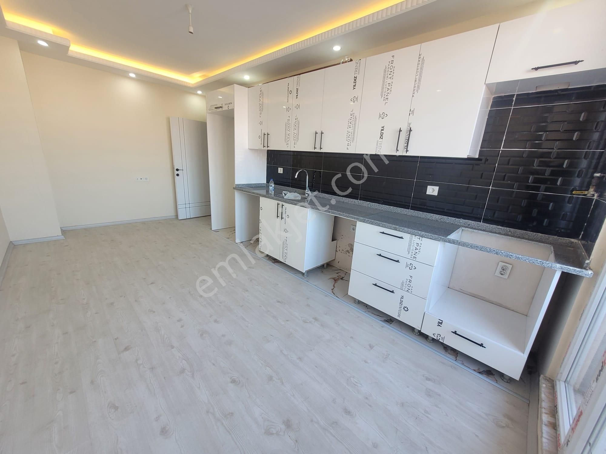 Tuna Mah 2+1 Siteiçi 100m2 Sıfır Kapalı Otoparklı Lüx Daire - Görsel 2