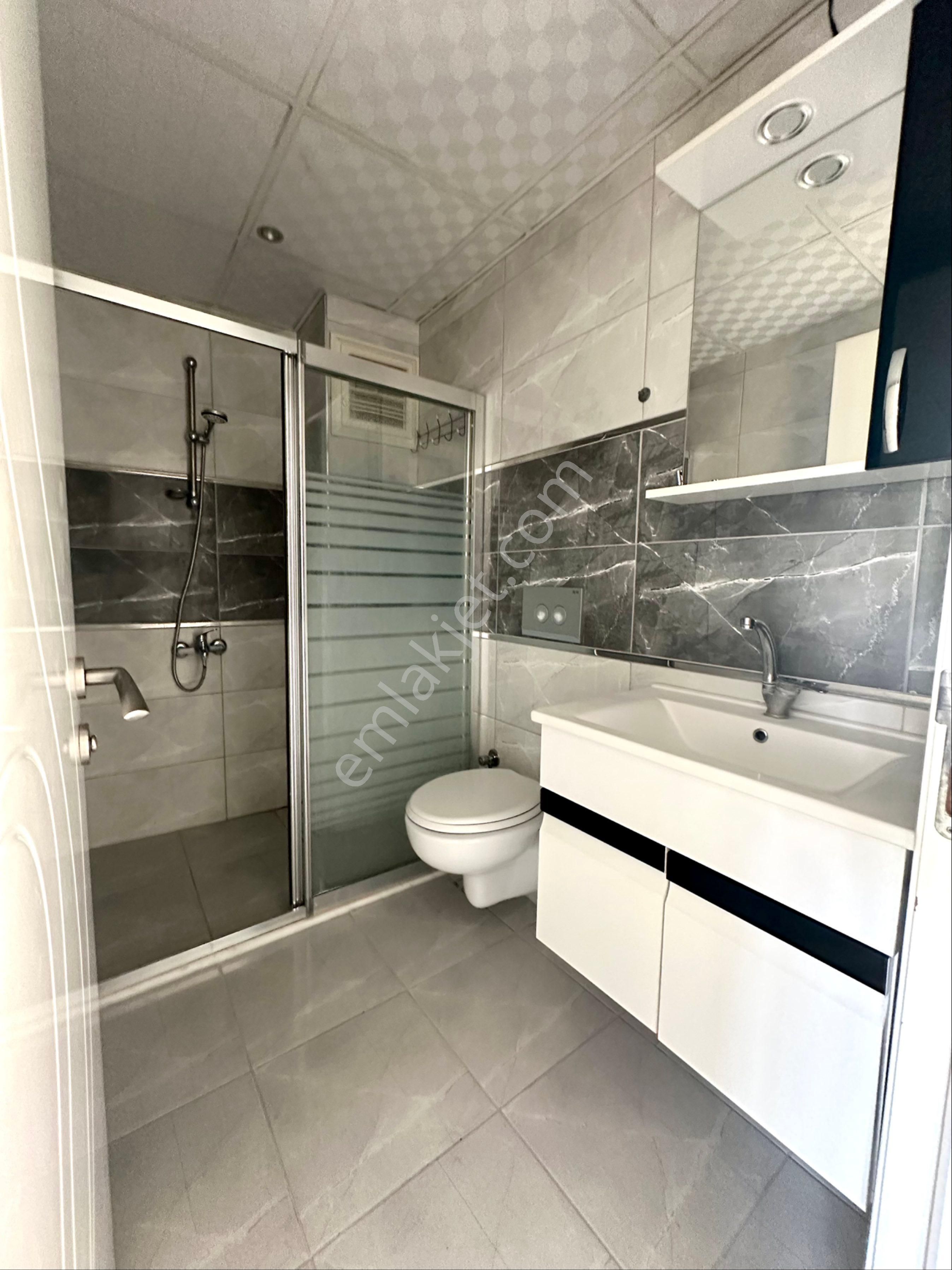 Karamanda Caddeustu Asansörlü Arakat Fırsat 2+1 Daire - Görsel 7