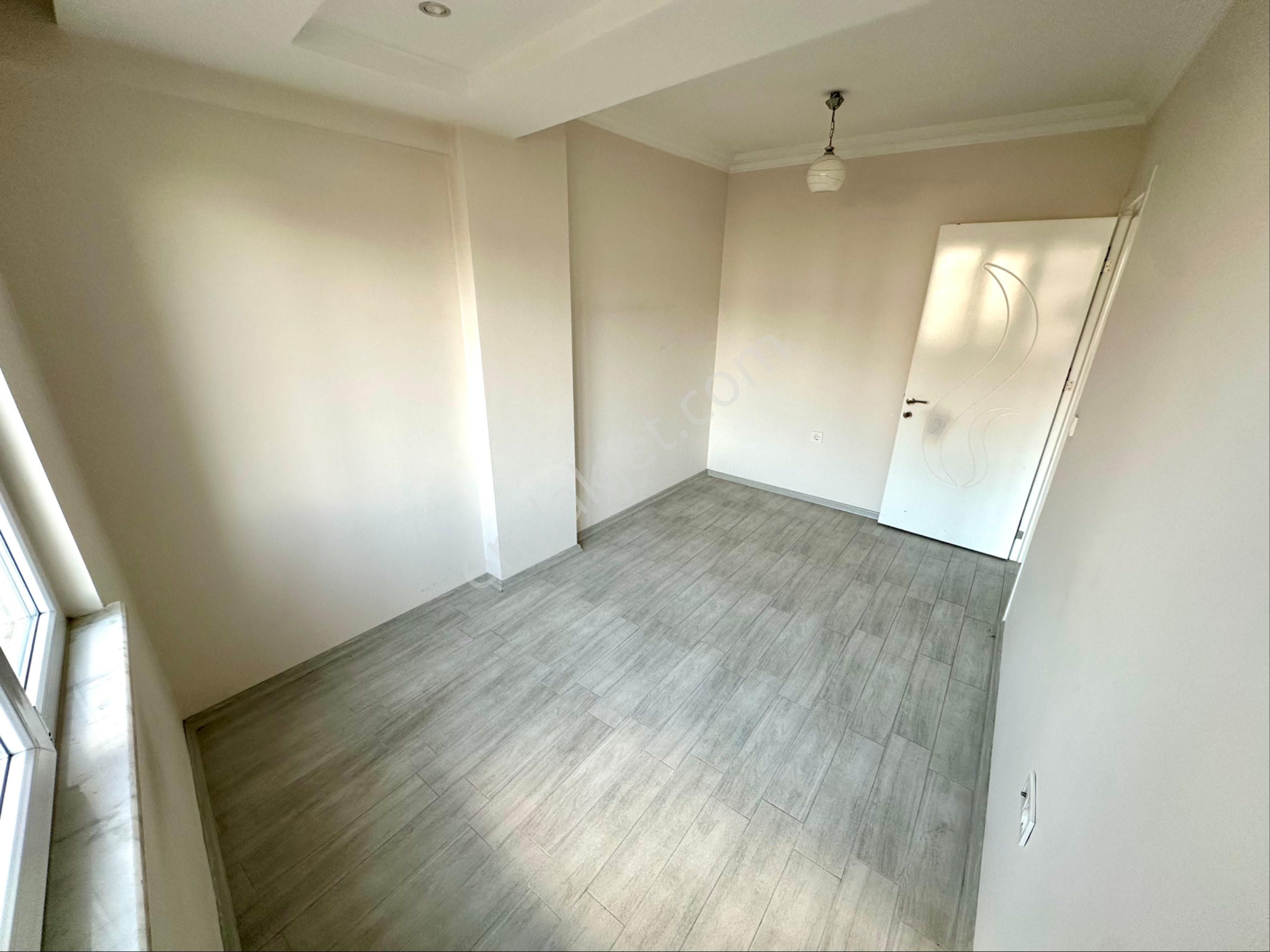 Karamanda Caddeustu Asansörlü Arakat Fırsat 2+1 Daire - Görsel 9