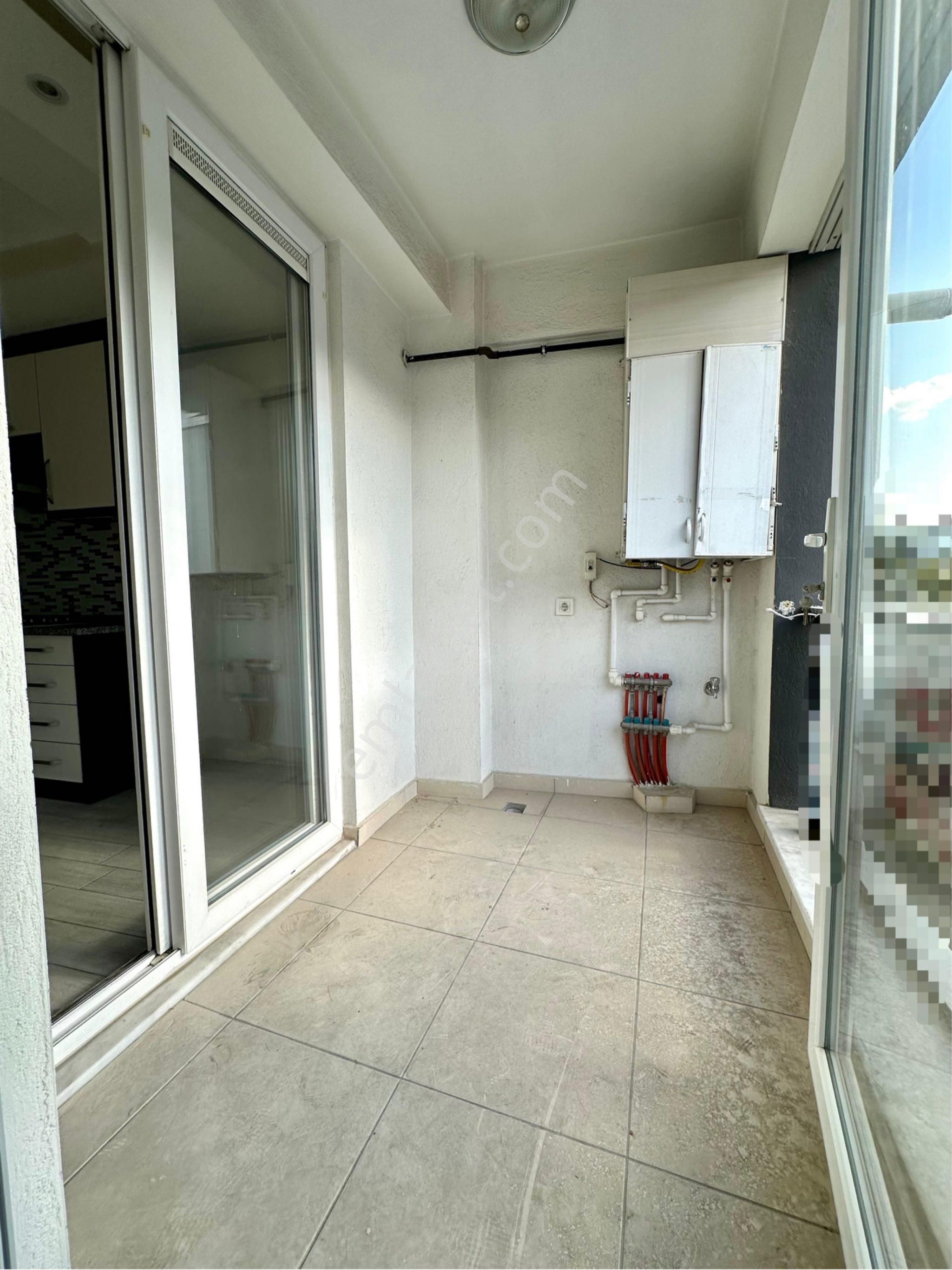 Karamanda Caddeustu Asansörlü Arakat Fırsat 2+1 Daire - Görsel 6