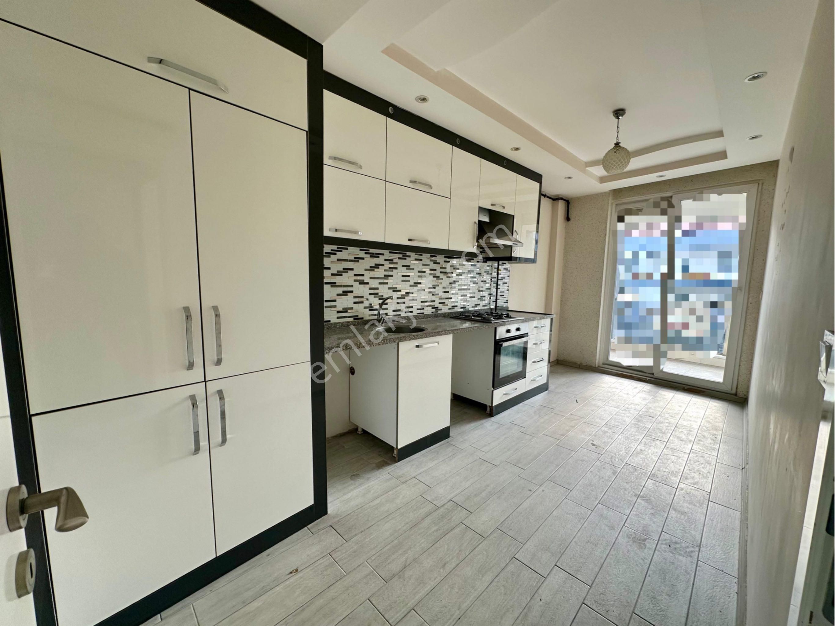 Karamanda Caddeustu Asansörlü Arakat Fırsat 2+1 Daire - Görsel 12