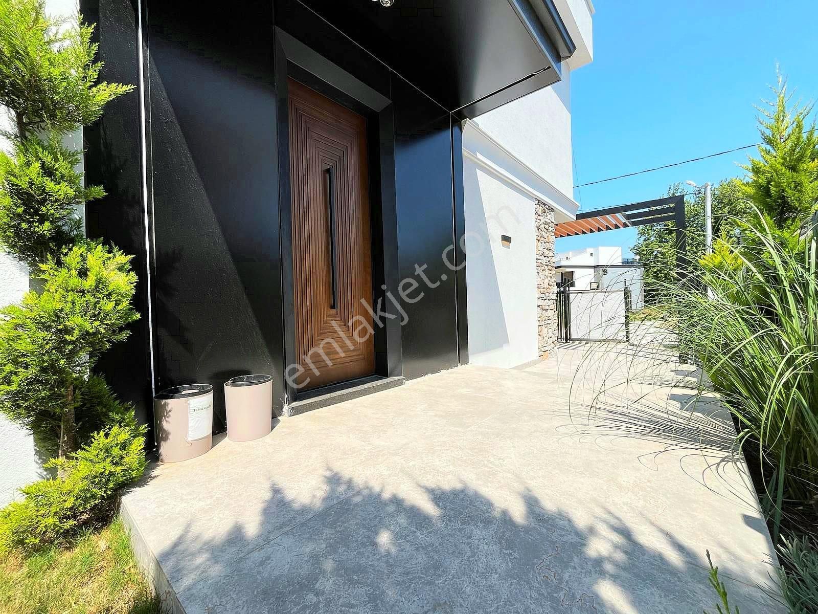 ▶ ▶ Körfez'den Hayal Değil, Gerçek: Bu Villayı Gördükten Sonra Standartlarınız Değişecek!!! - Görsel 7