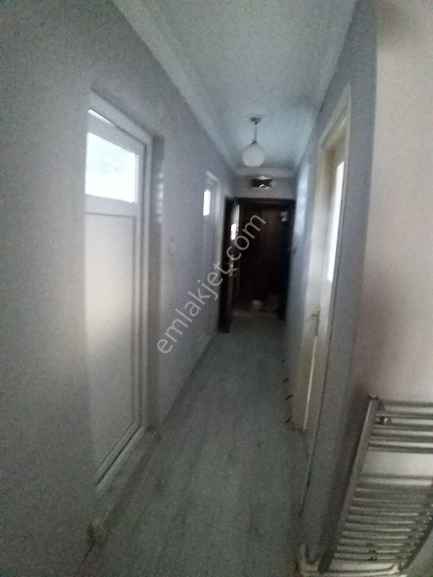 Buca Şirinyer Laleli Mahallesi//uçanyolyakını/423 Sokakda /caddeye500met/izbana Yakın/3+1 Kot Daire - Görsel 13