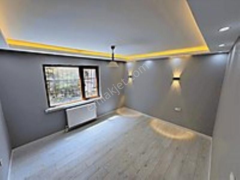 Dikmen Atayolu Herşeyi Yeni Sıfır Yapılı 3+1 Satılık Daire - Görsel 11