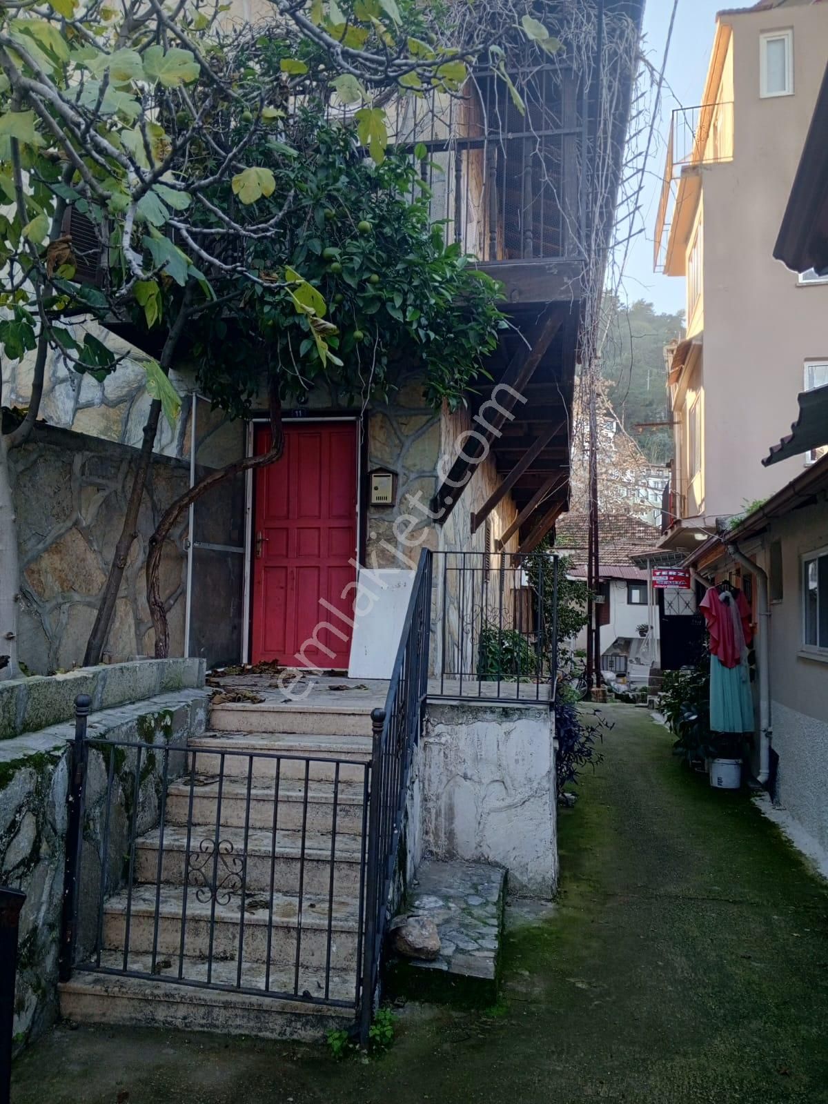 Akdeniz Emlakta Müstakil Satılık Bina - Görsel 17