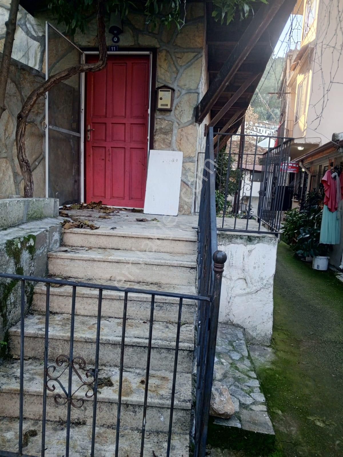 Akdeniz Emlakta Müstakil Satılık Bina - Görsel 10