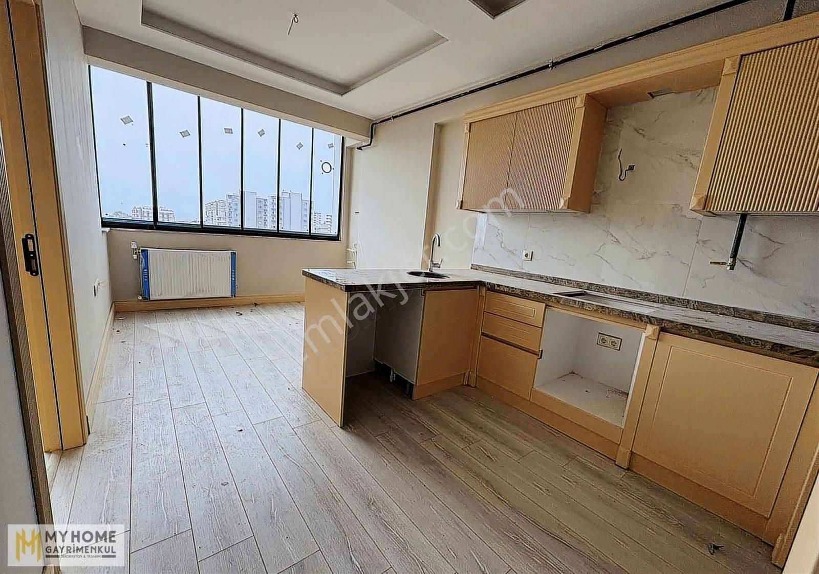 Myhomedan Yaşardoğu Cad. 1+1 Deniz Manzaralı