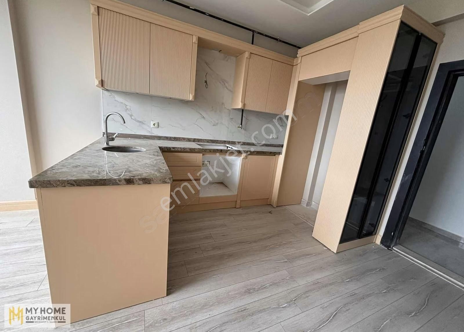 Myhomedan Yaşardoğu Cad. 1+1 Deniz Manzaralı - Görsel 2