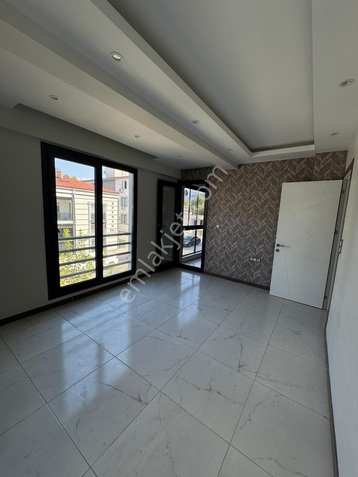 Gümüşçay Gümüşler Bulvarında 4 Yıllık Arakat 2+1 Daire