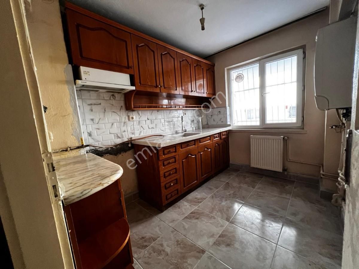 Sym Den M. Çakmak Mh. Arka Cephe Yapılı 2+1 Daire - Görsel 3