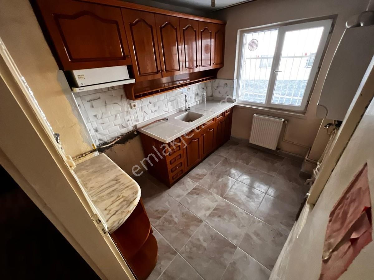 Sym Den M. Çakmak Mh. Arka Cephe Yapılı 2+1 Daire - Görsel 2