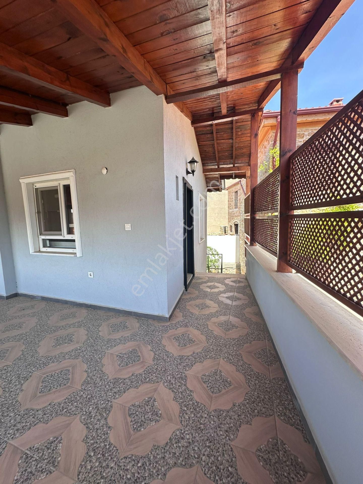 Rumeli World'den Pelitköy'ün Tam Merkezinde Satılık 2 Katlı Bina - Görsel 25