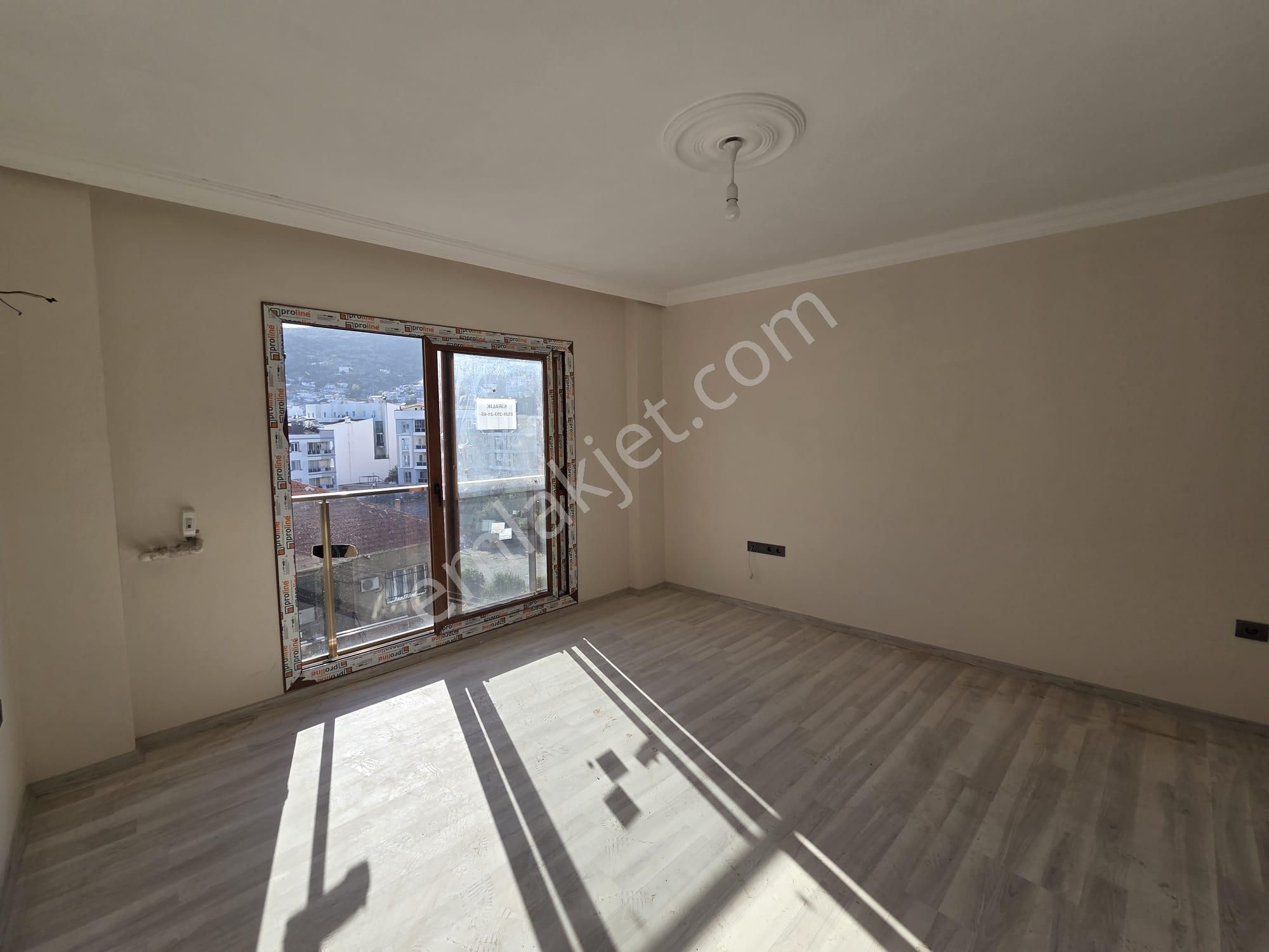 Muğla Milas Merkezde Her Yere Yürüme Satılık Kelepir Daire - Görsel 8