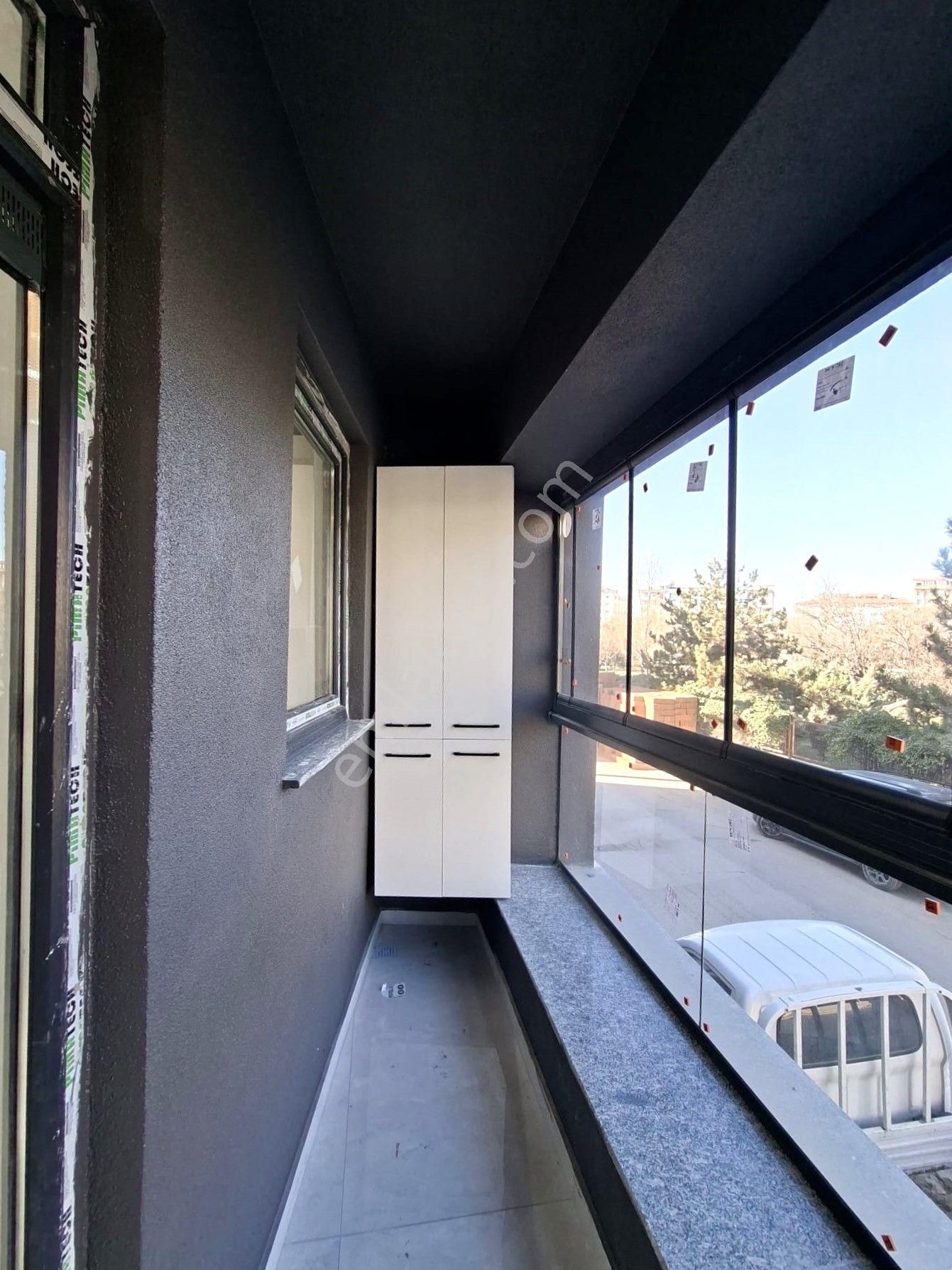 Recep Ümit'ten Şarhöyük'te Satılık Büyük Park Manzaralı Özel Garajlı 3+1 Sıfır Lüx Daireler. - Görsel 4