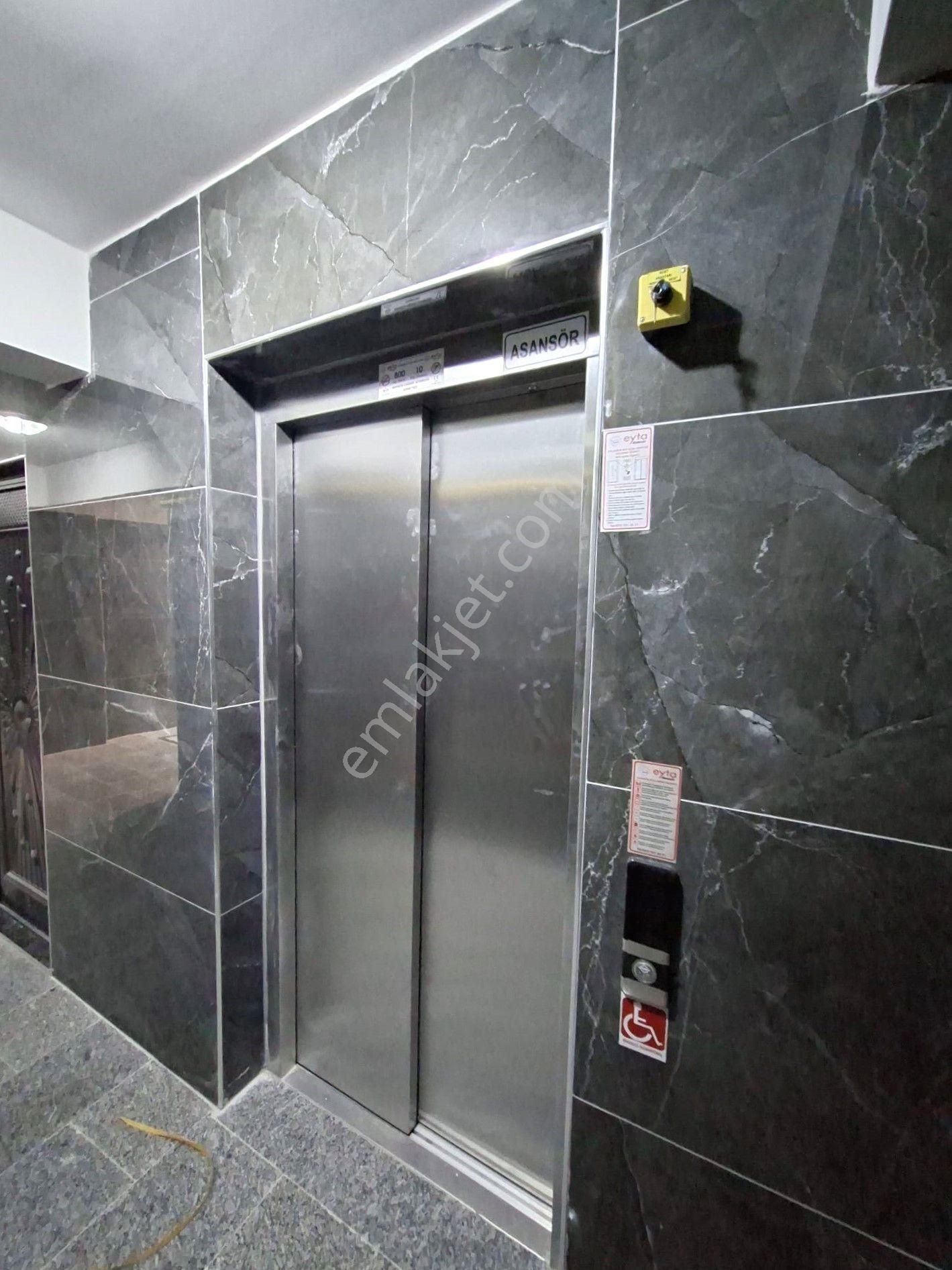 Recep Ümit'ten Şarhöyük'te Satılık Büyük Park Manzaralı Özel Garajlı 3+1 Sıfır Lüx Daireler. - Görsel 34