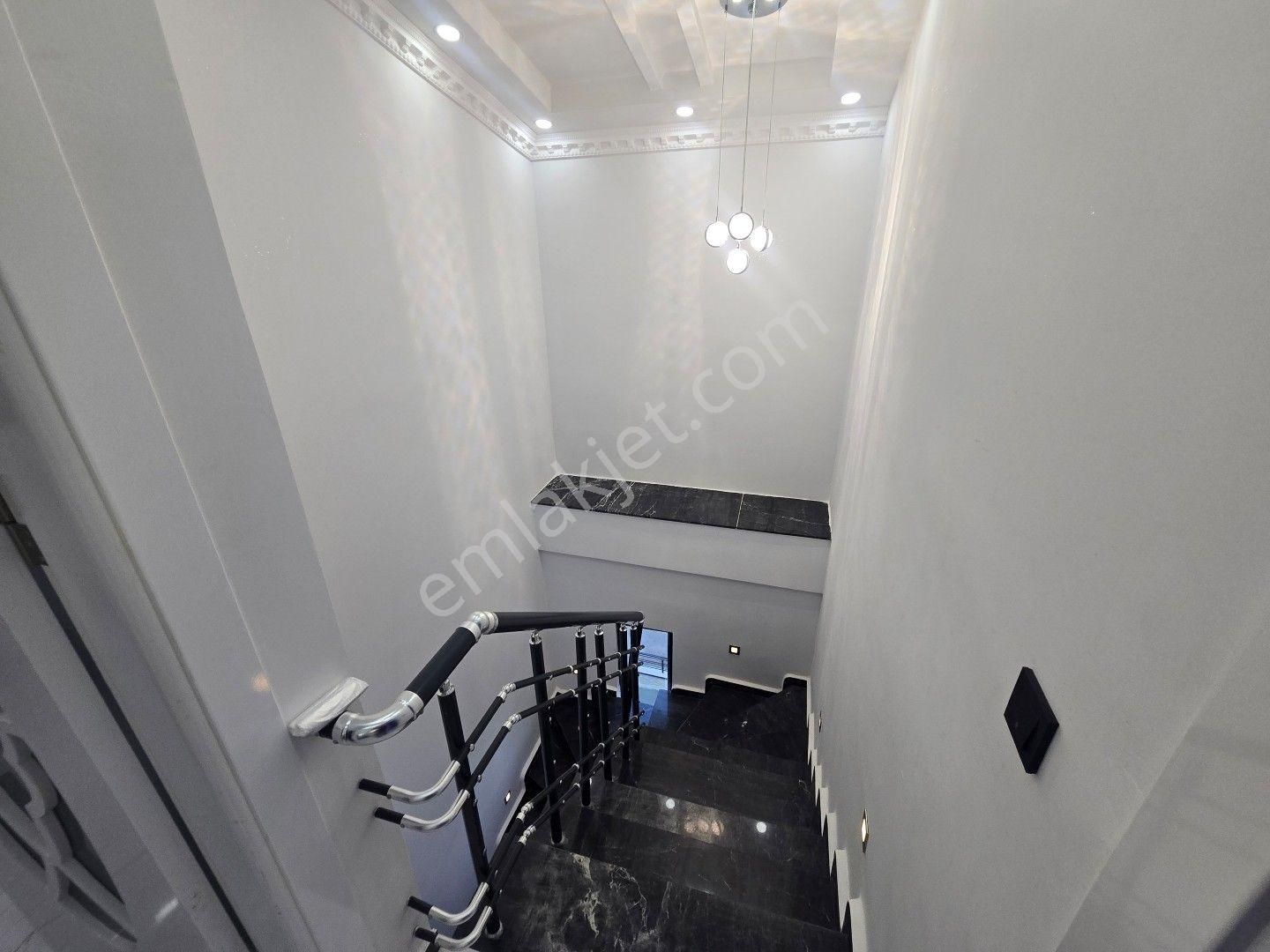 Didim Altınkumda Havuzlu Güvenlikli Sitede Satılık Eşyalı Dubleks Daire - Görsel 25