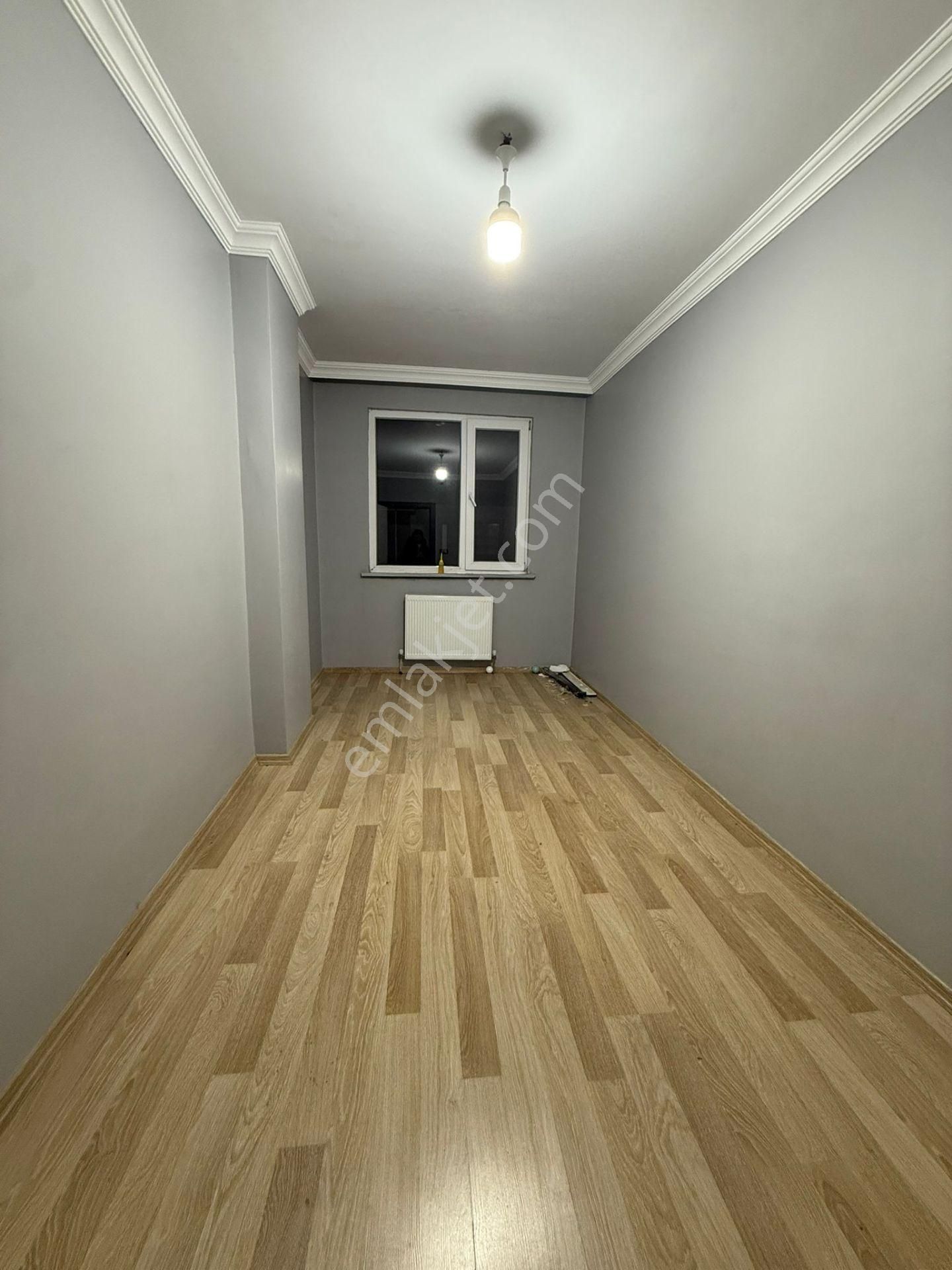 Akyüz Gayrimenkul Den; Istasyon Mah Sıte Icınde Iskanlı,kapalı Cam Balkonlu Satılık 3+1 Daire - Görsel 32