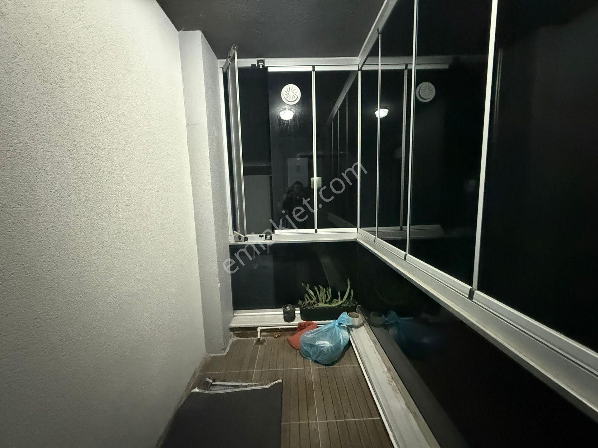 Akyüz Gayrimenkul Den; Istasyon Mah Sıte Icınde Iskanlı,kapalı Cam Balkonlu Satılık 3+1 Daire - Görsel 27