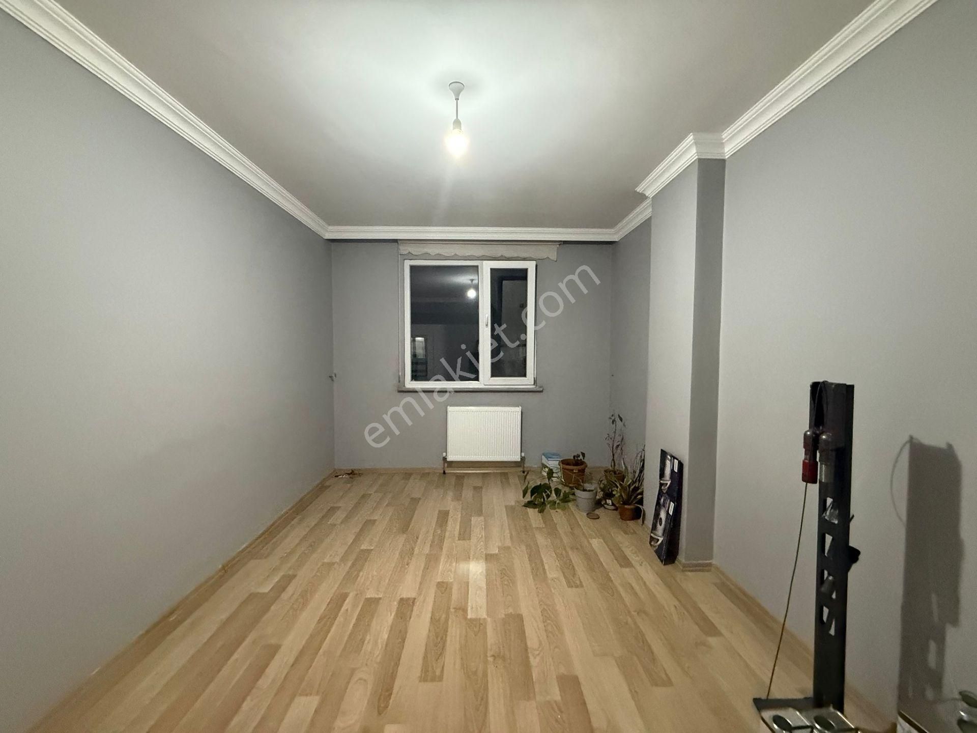 Akyüz Gayrimenkul Den; Istasyon Mah Sıte Icınde Iskanlı,kapalı Cam Balkonlu Satılık 3+1 Daire - Görsel 23