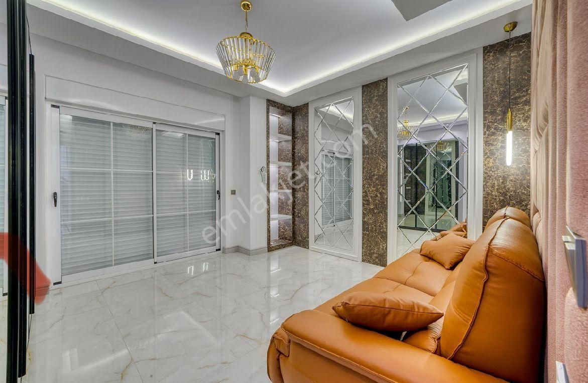 Satılık -villa Antalya/alanya 5+1 Alanya Tepe Full Manzaralı - Görsel 2