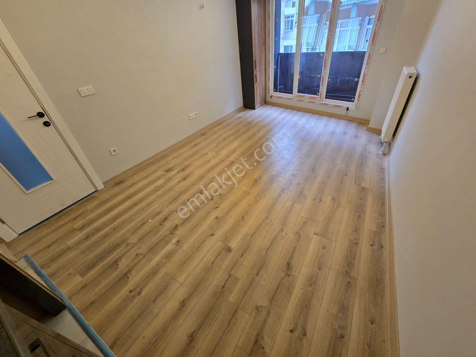 Deluxe 26 ' Dan Yeni Binada Asansörlü Ara Kat 2+1 75 M2 Daire - Görsel 4