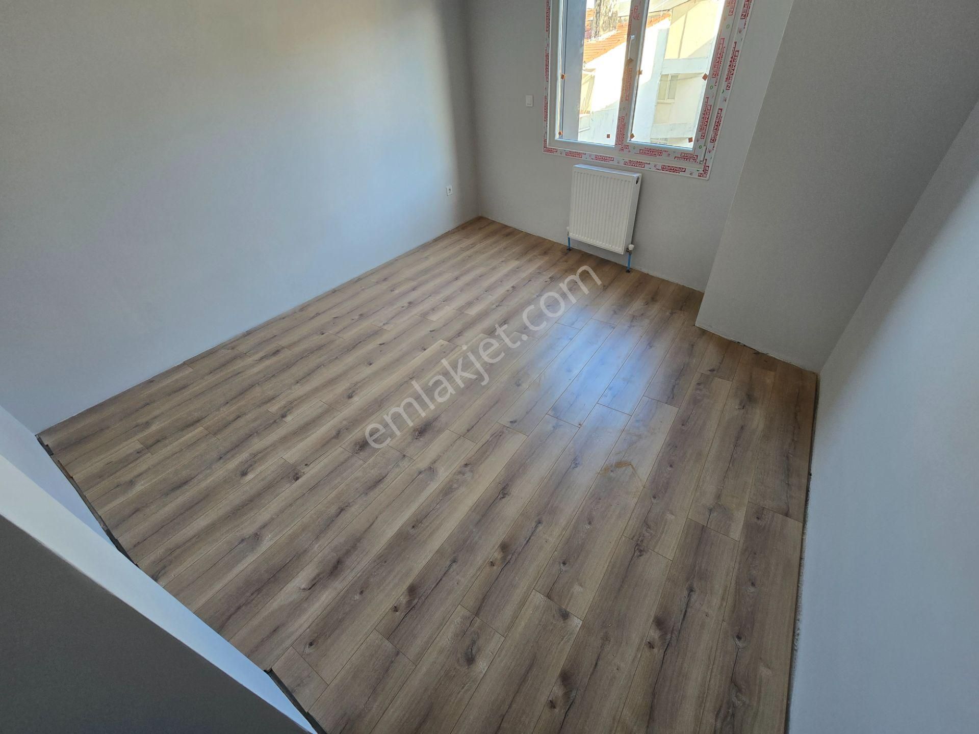 Deluxe 26 ' Dan Yeni Binada Asansörlü Ara Kat 2+1 75 M2 Daire - Görsel 12