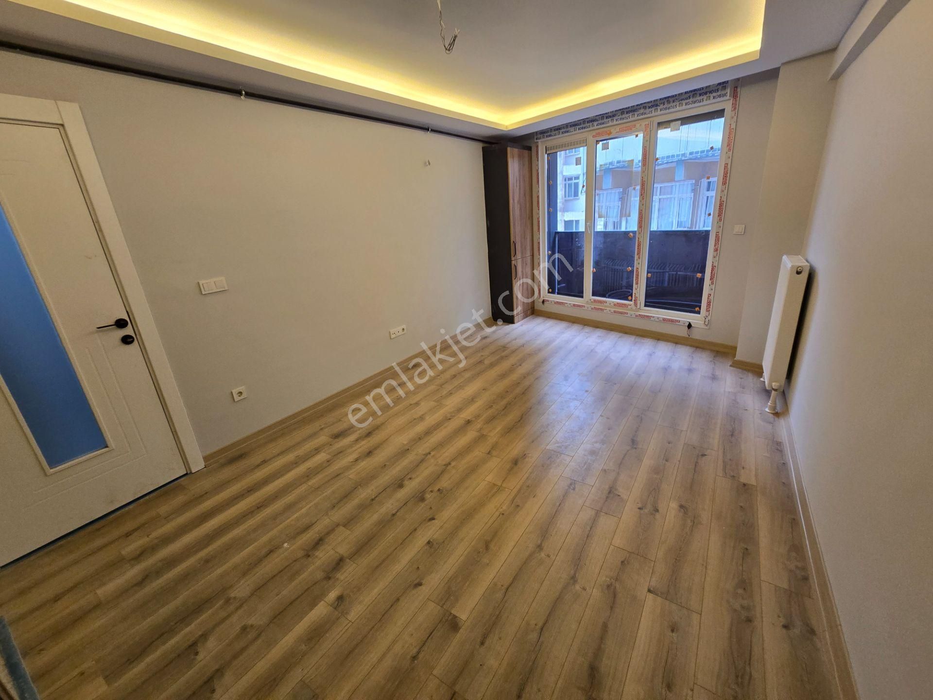 Deluxe 26 ' Dan Yeni Binada Asansörlü Ara Kat 2+1 75 M2 Daire - Görsel 5