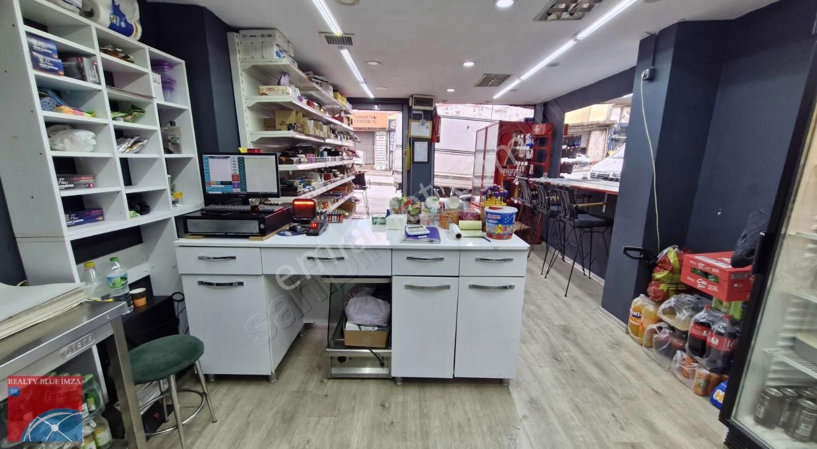 Ümraniye Alemdağ Caddesi Cepheli 40m Devren Büfe