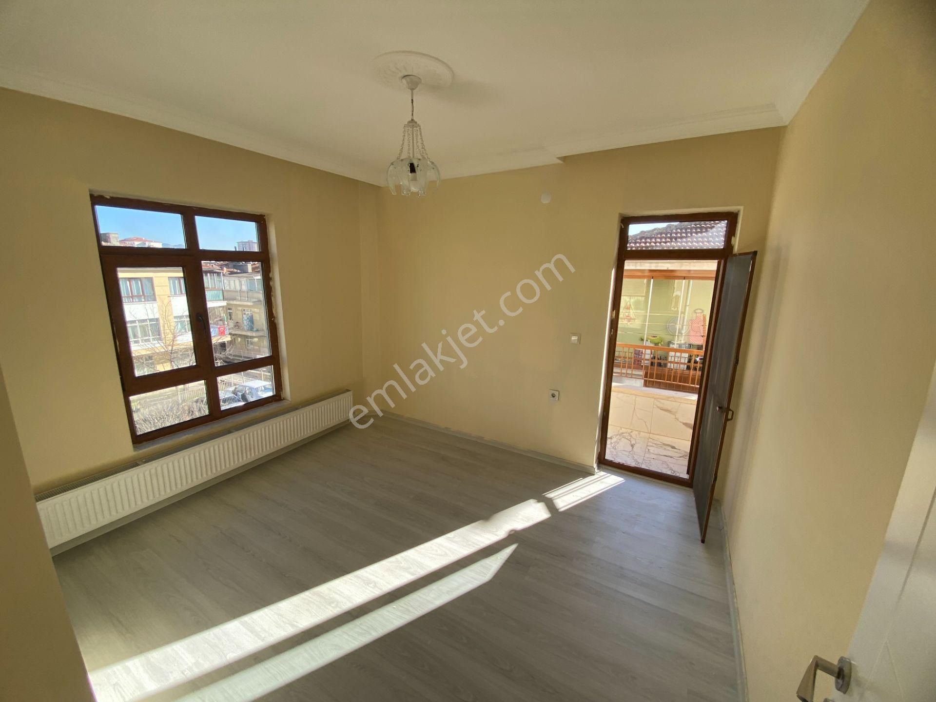 Etlik İncirlide Çok Merkezi Konumda 3+1 Full Yapılı 2.arakat Kiralık Daire - Görsel 6