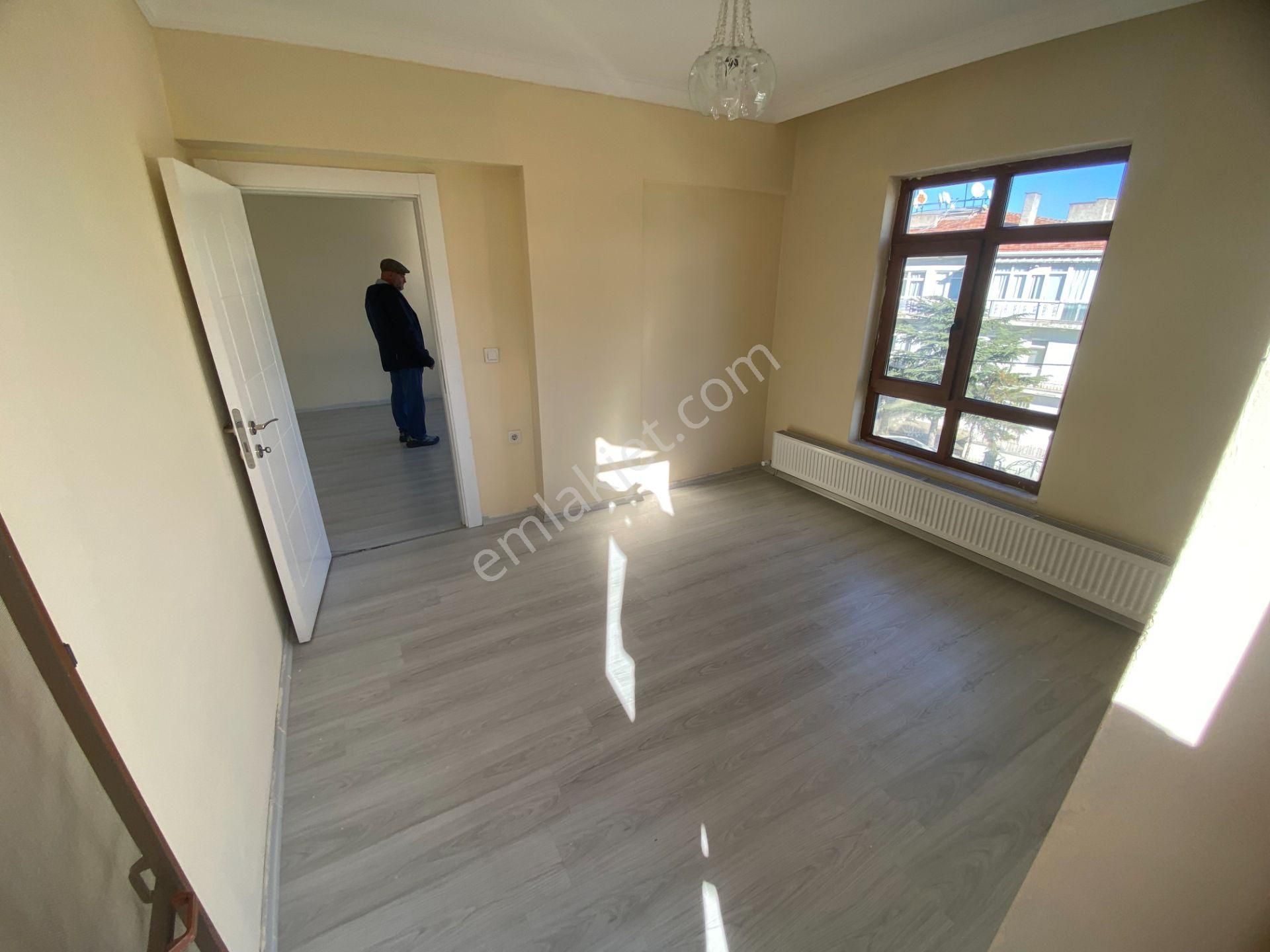 Etlik İncirlide Çok Merkezi Konumda 3+1 Full Yapılı 2.arakat Kiralık Daire - Görsel 10