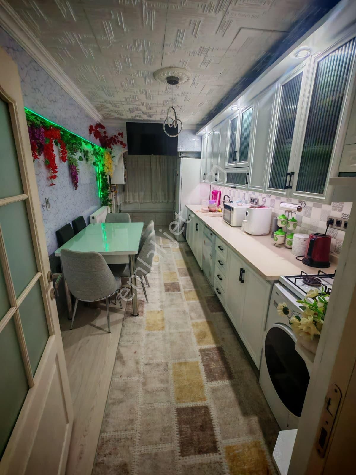 Benliler Emlaktan İncirli Mah 3+1 Orta Katta Full Yapılı Bağımsız Salon Daire