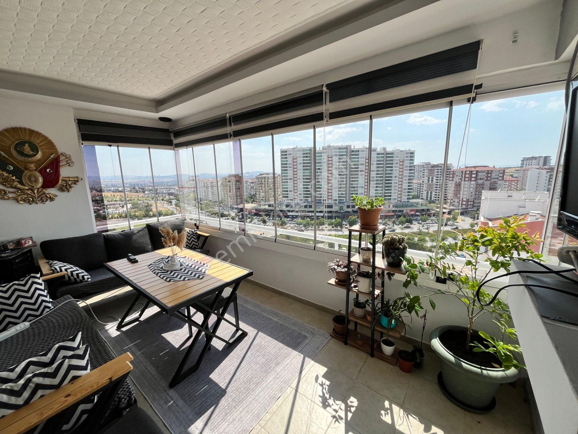 Y.mahalle Çakırlar Kavşakta Ara Katta Full Yapılı Site İçi 3+1 Satılık Daire