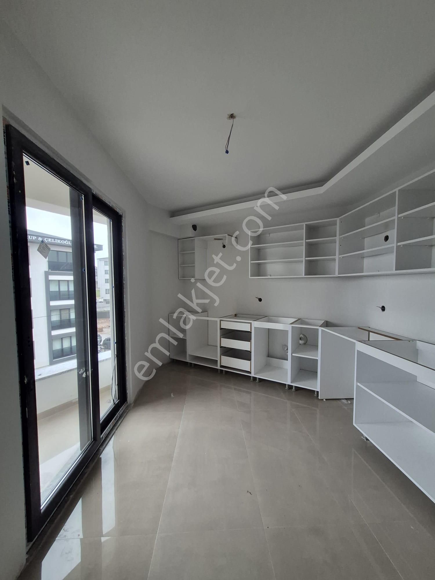 Bandırma Yeni Mah.satılık 2+1 Dubleks Ön Cephe,sıfır Daire - Görsel 4