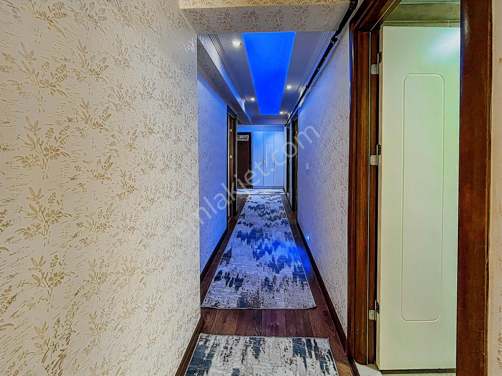 Menemen De Merkezi Lokasyon 260 M² 4+1 Dublex Daire - Görsel 29