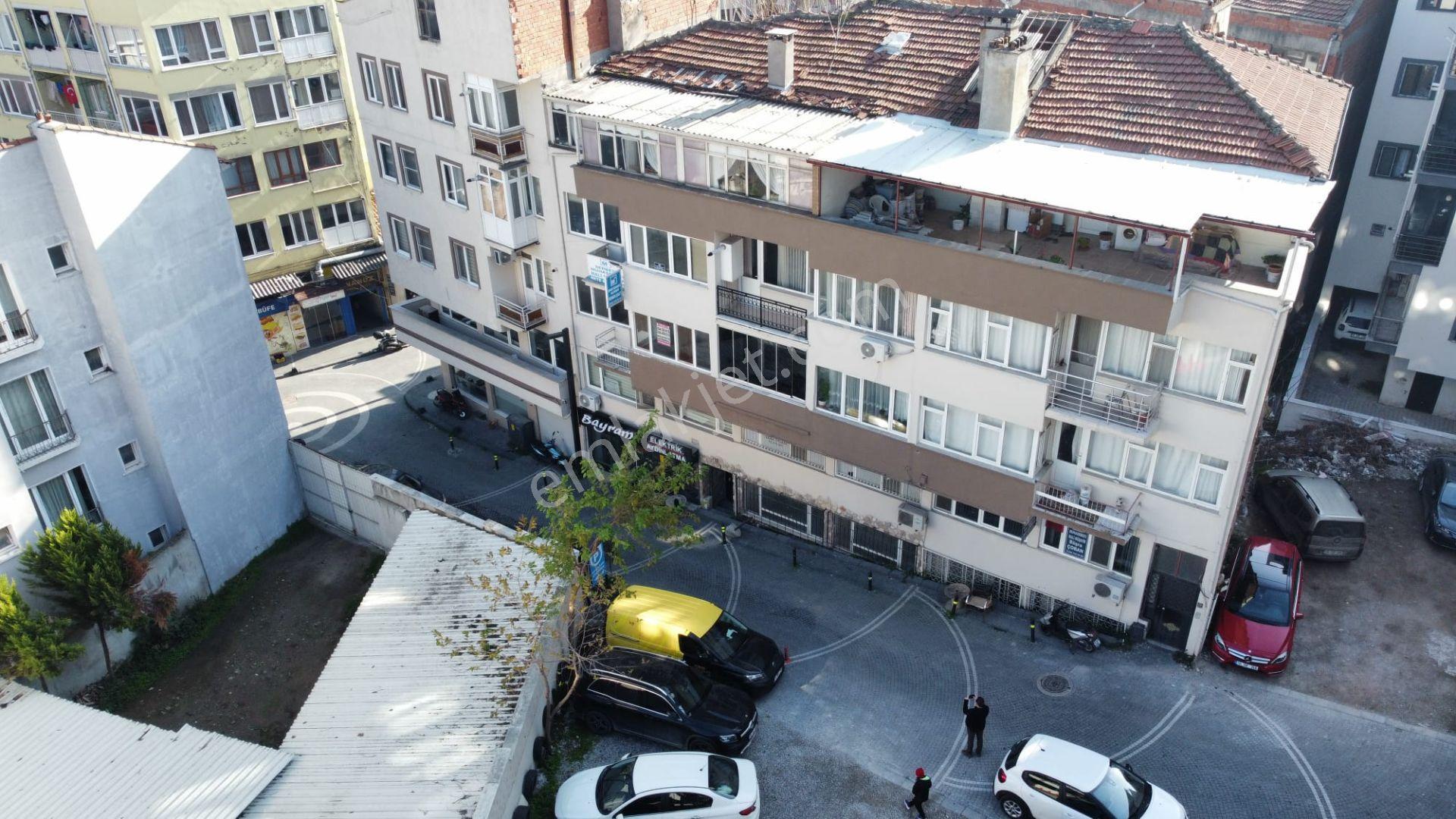 Cb King'den Dumlupınar Mah.'de Çarşı Merkezde Satılık Daire