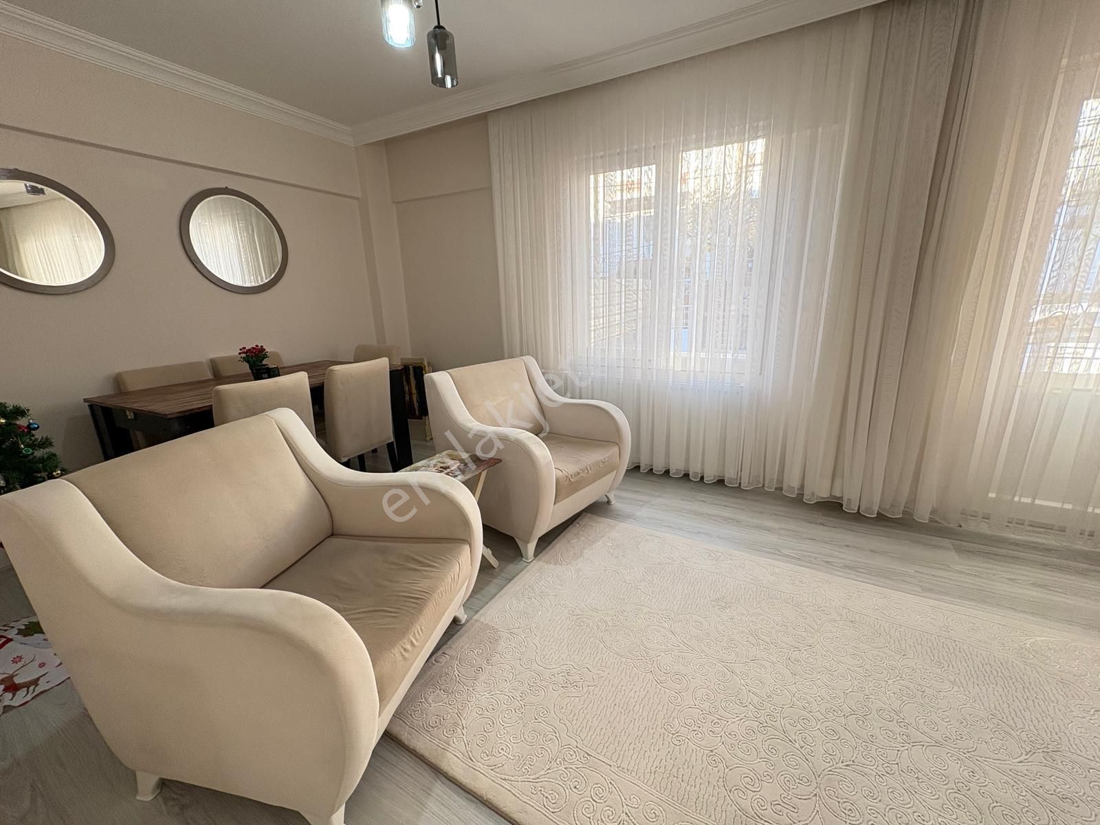 Bornova Kızılay’da 3 Cepheli, 3 Balkonlu Geniş 1. Kat Daire - Görsel 30