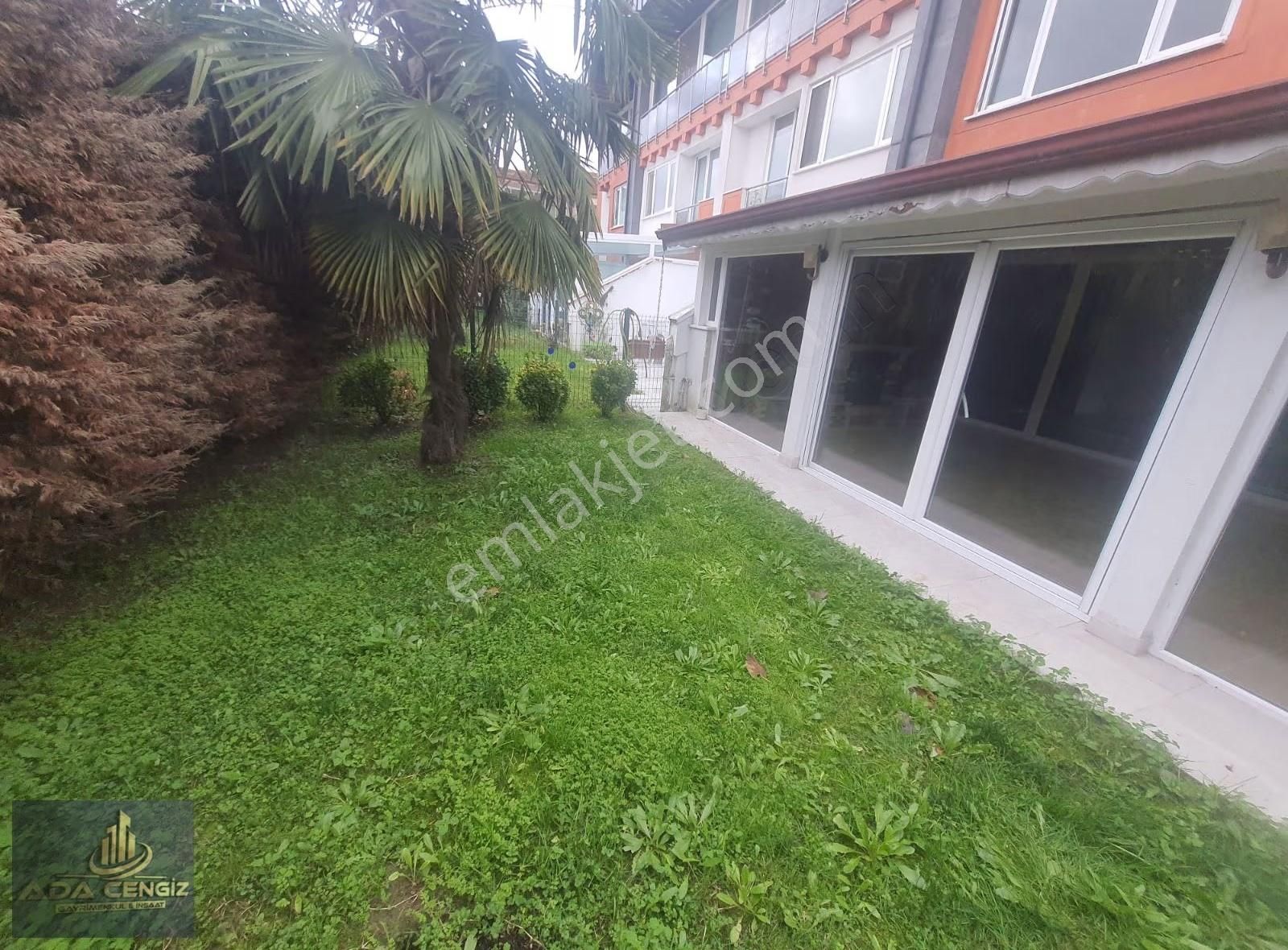 Şehrin En Güzel Lokasyonunda Bahçeli Dubleks Site İçinde