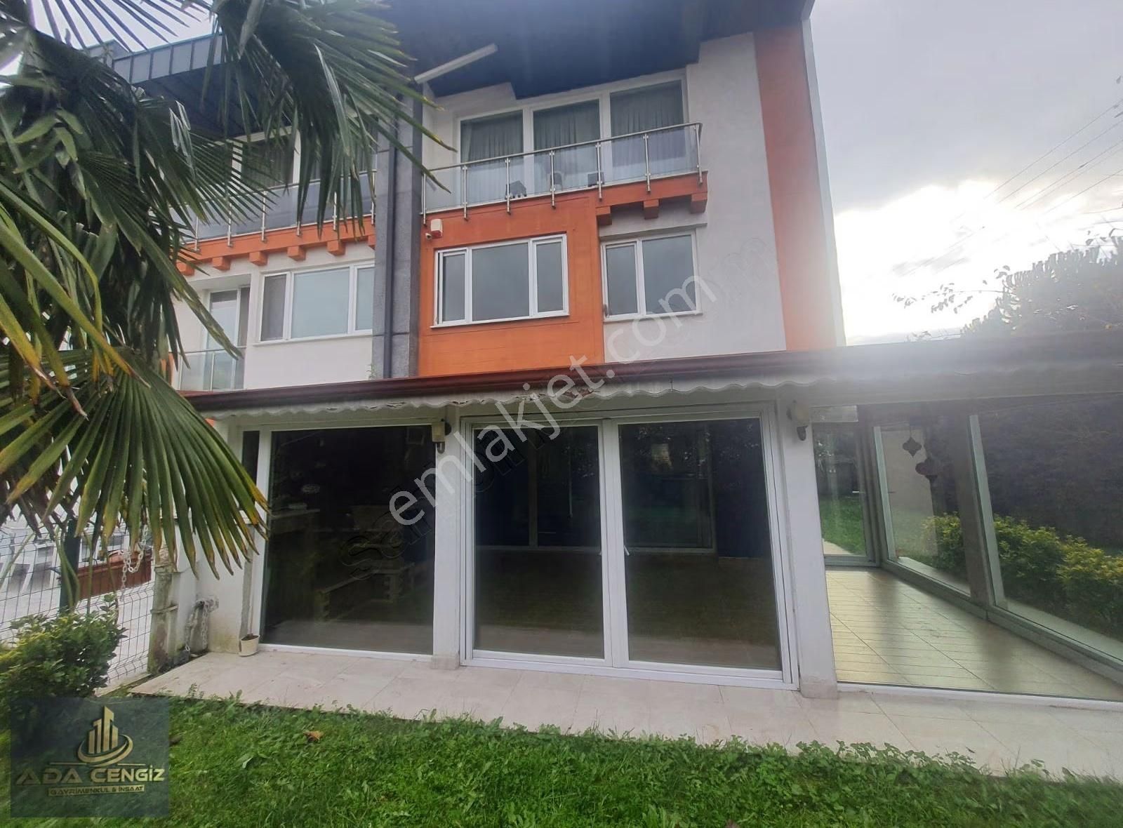 Şehrin En Güzel Lokasyonunda Bahçeli Dubleks Site İçinde - Görsel 33