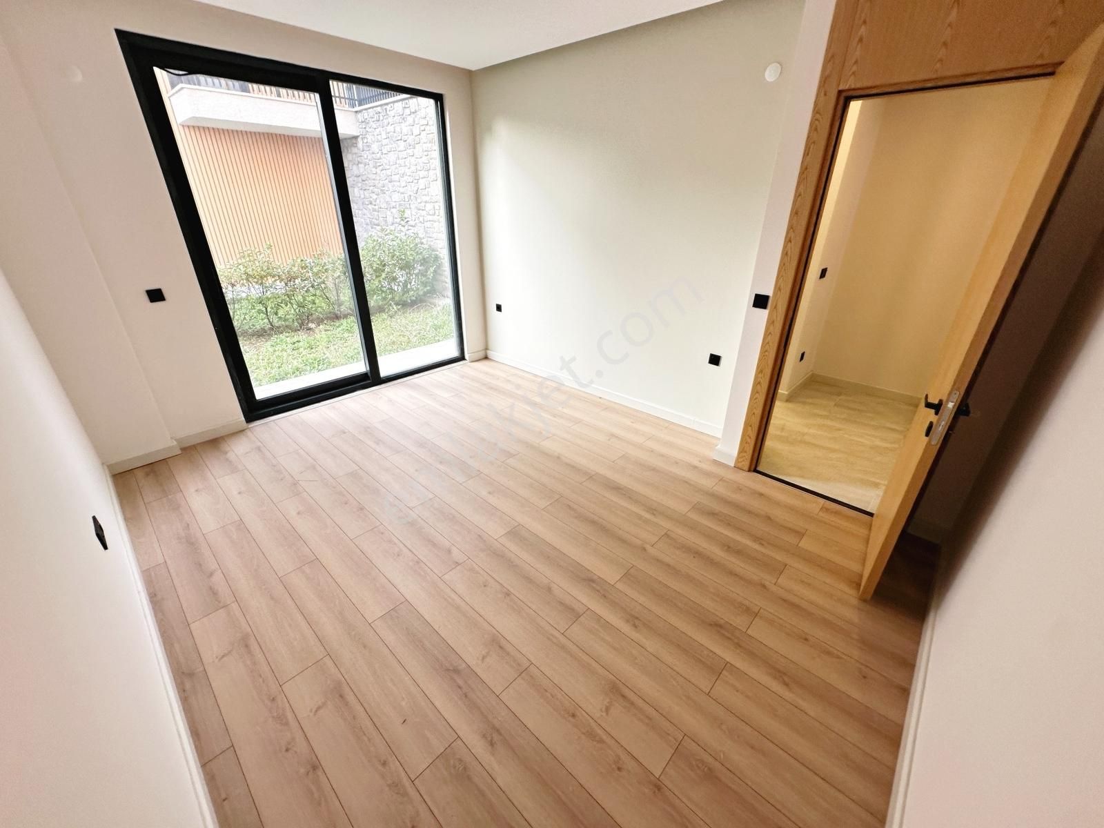 Ayanoğlun'dan Güre'de Tasarım 4+1 Havuzlu Bahçeli Satılık Villa - Görsel 21