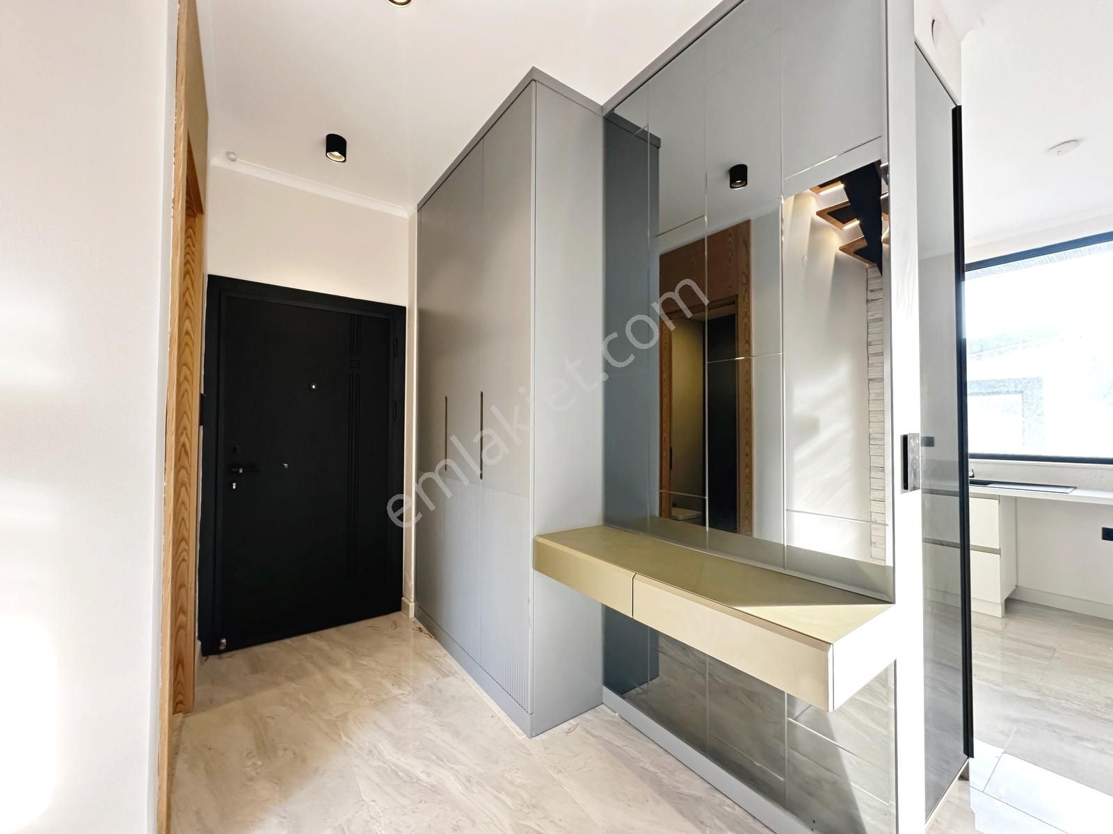 Ayanoğlun'dan Güre'de Tasarım 4+1 Havuzlu Bahçeli Satılık Villa - Görsel 15