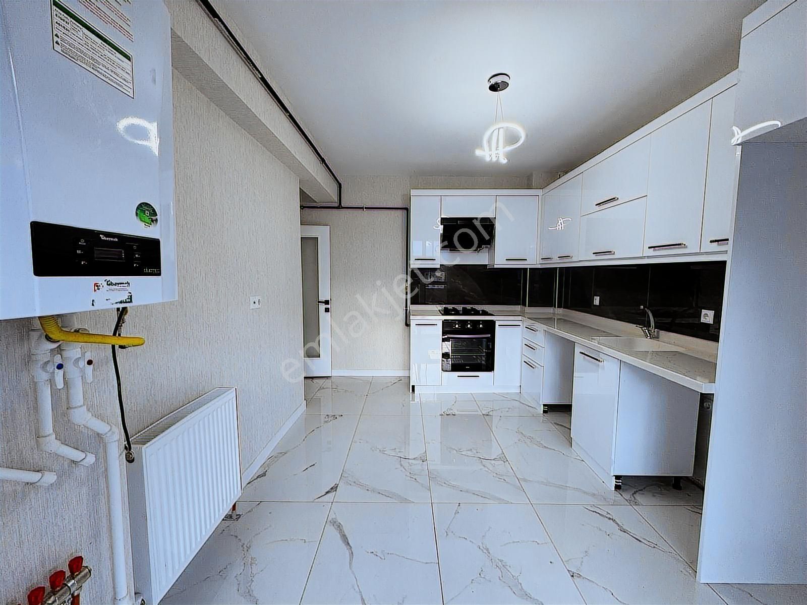 Pursaklar İmir Emlak'tan Asansörlü Lüx 3+1 Sıfır Daire - Görsel 10