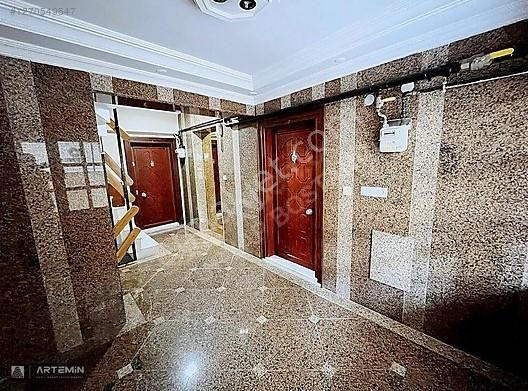 Sahilde Yenilenmiş Ayrı Mutfaklı Ve Balkonlu 1+1 75 M2 Ön Cephe - Görsel 15