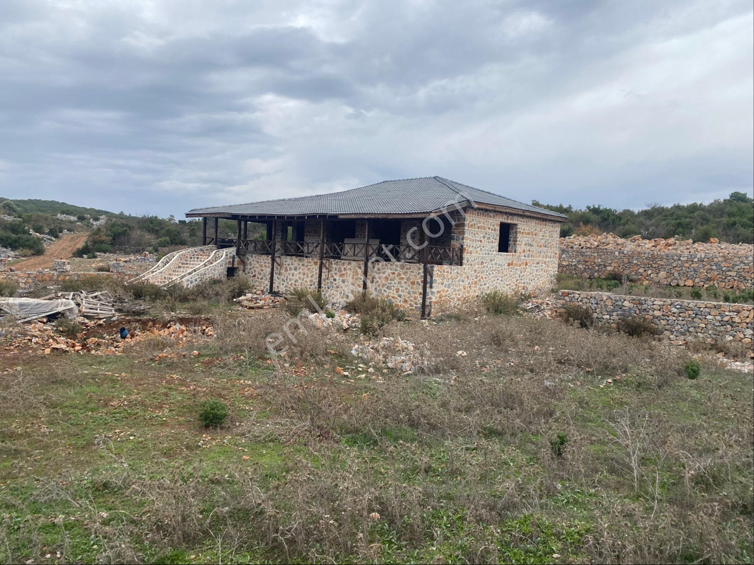 Alanya Orhanköy'de Satılık Müstakil Taş Ev - Görsel 24