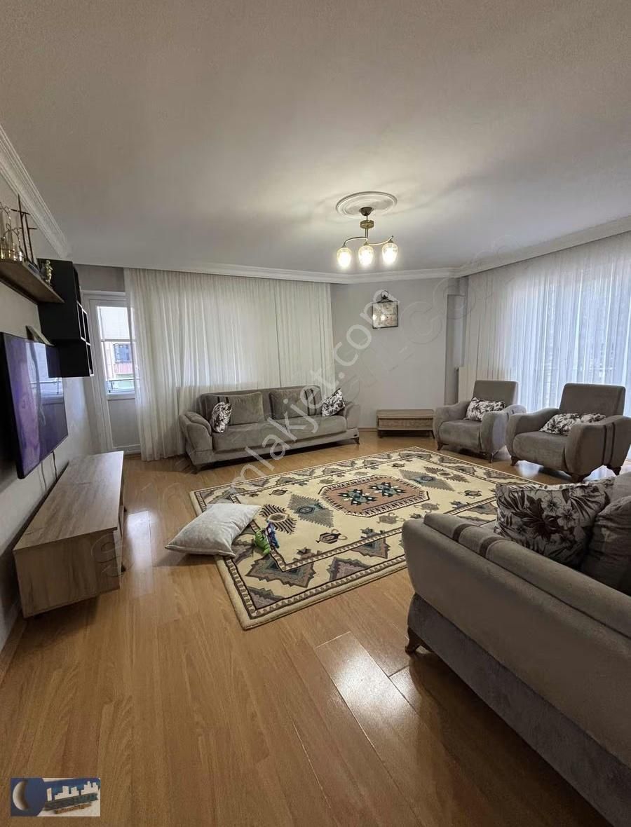 Sezer Emlaktan Kışla Mahallesi Nde Satılık Dairr - Görsel 3