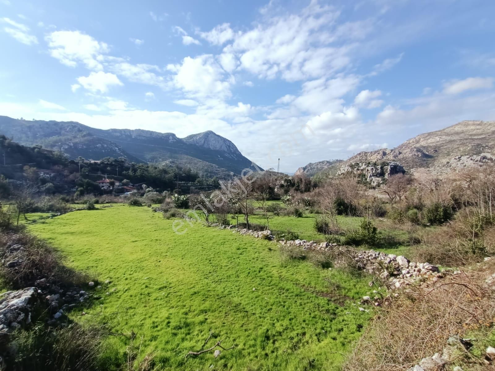 Rumeli World'den Bayır Köyünün Tam Merkezinde Çift Villalık Arsa - Görsel 9