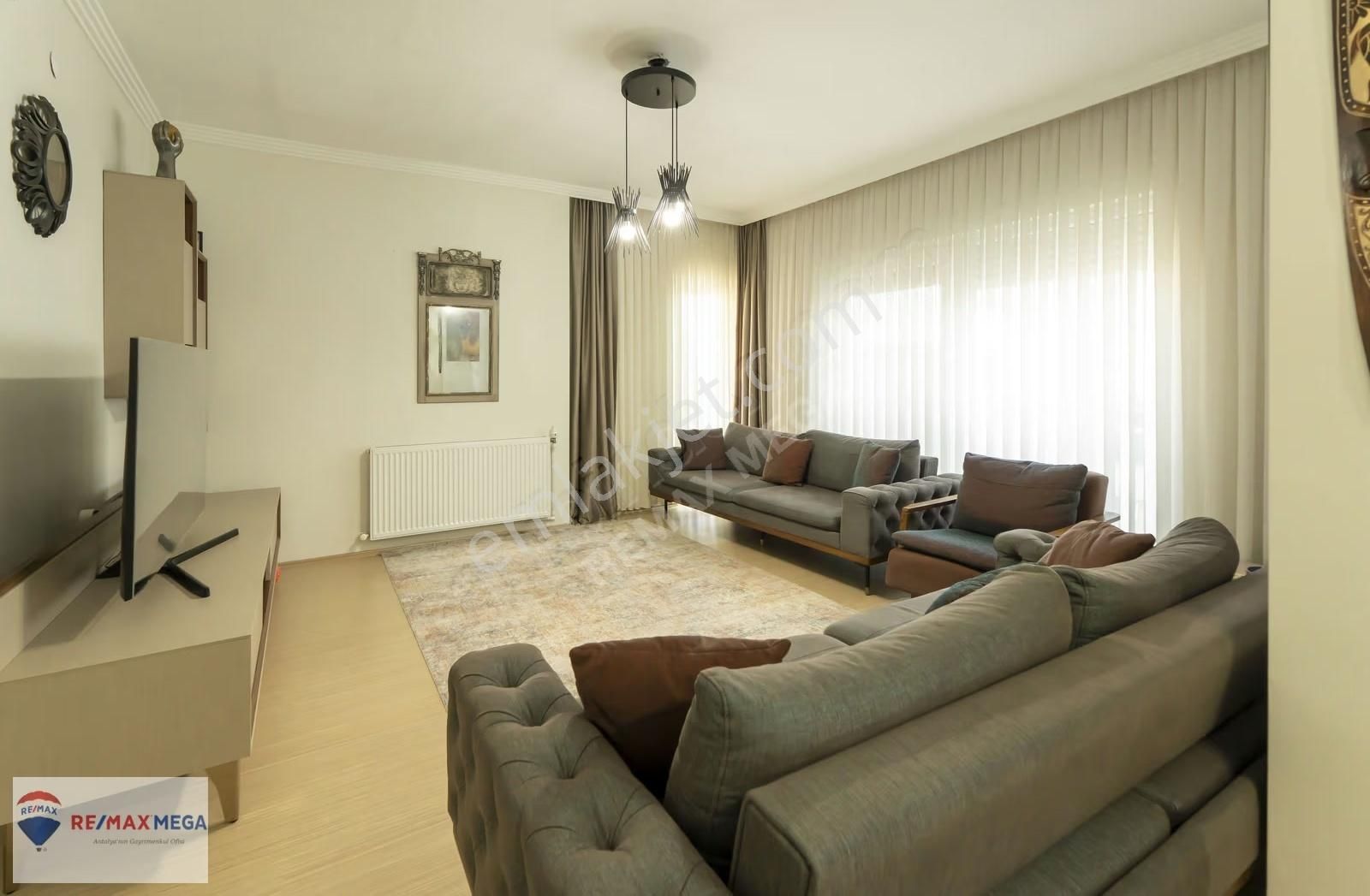 Antalya Konyaaltı | Molla Yusuf Mahallesı | 3+1 Satılık Daire