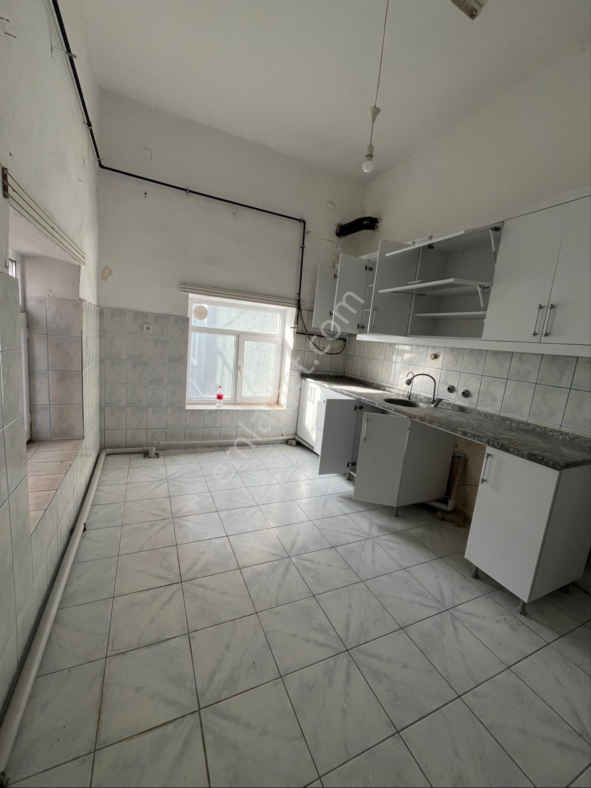 Niğde Bor Kemerhisar 2.5 Doğalgazlı Ev - Görsel 6